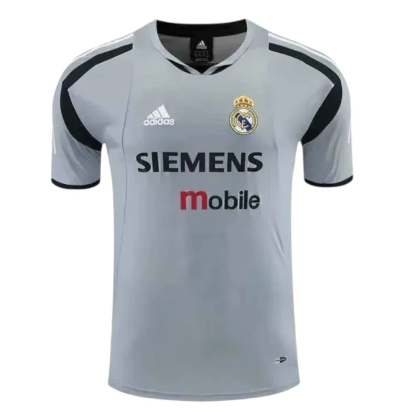 Retro Real Madrid 2004/2005 Training Grey Jersey