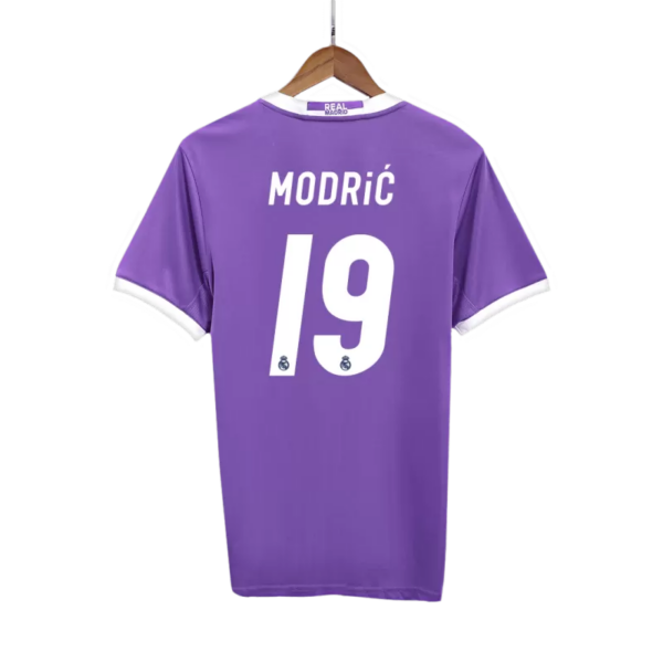 Real Madrid Retro 2016/17 MODRI? #19 Away Soccer Jersey