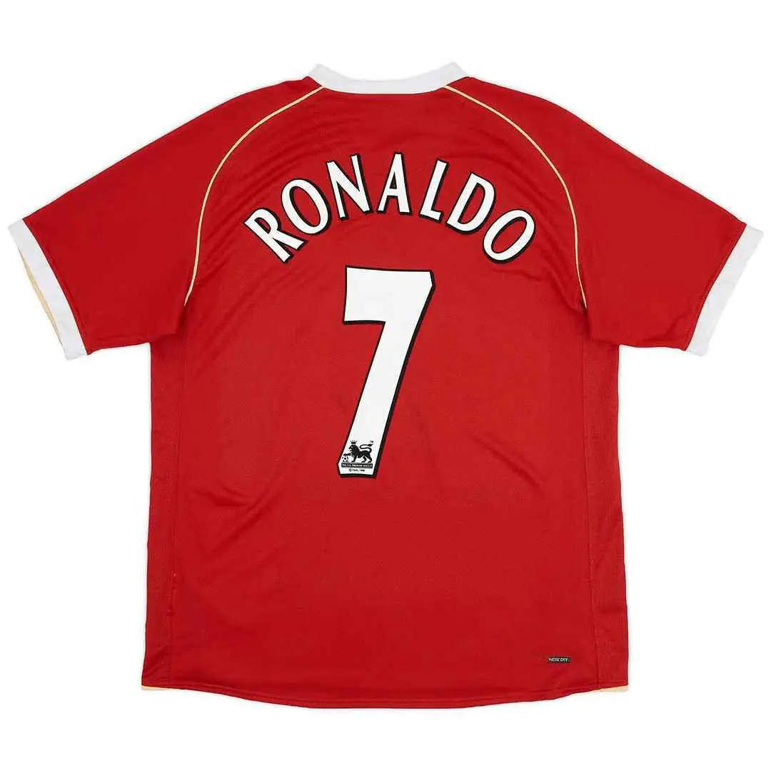 Ronaldo 7 Retro Manchester United Home Jersey 2006 07 Ronaldo 7 Retro Manchester United Home Jersey 2006 07